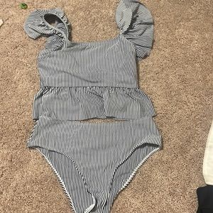 SHEIN bathing suit